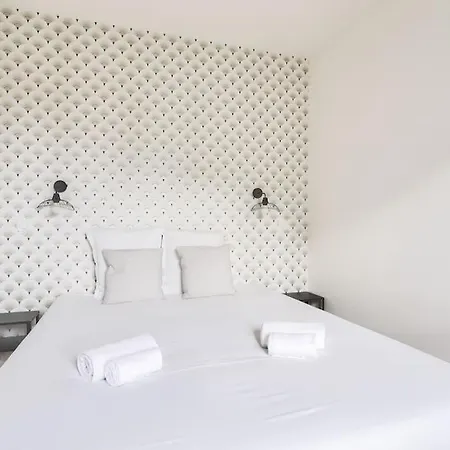 Apartment Bright For 2 People Just Ouside Paris Aubervilliers